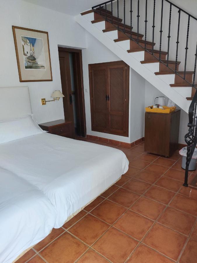 Molino Del Santo Hotel เบเนาจ์อัน ห้อง รูปภาพ