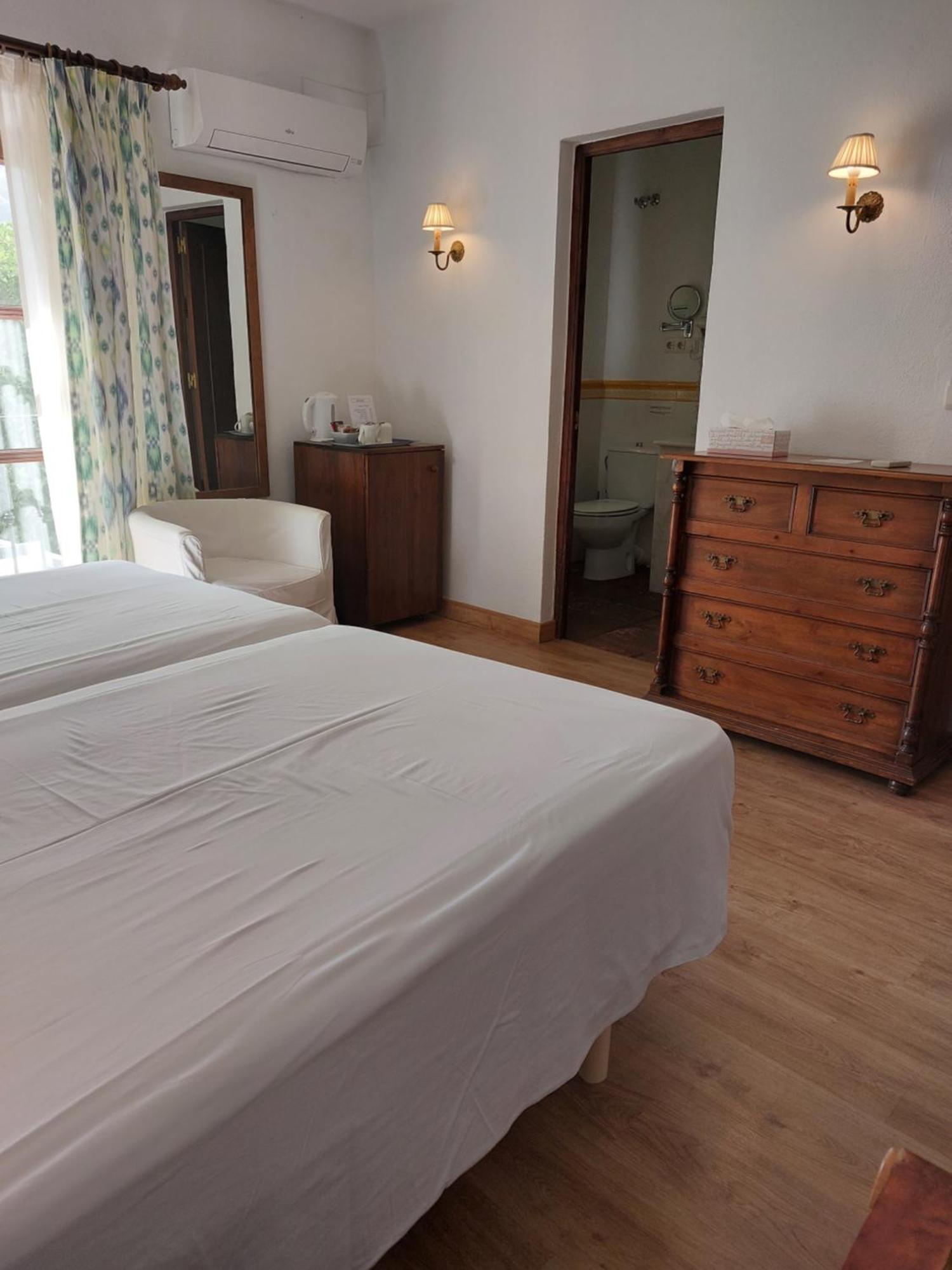 Molino Del Santo Hotel เบเนาจ์อัน ห้อง รูปภาพ