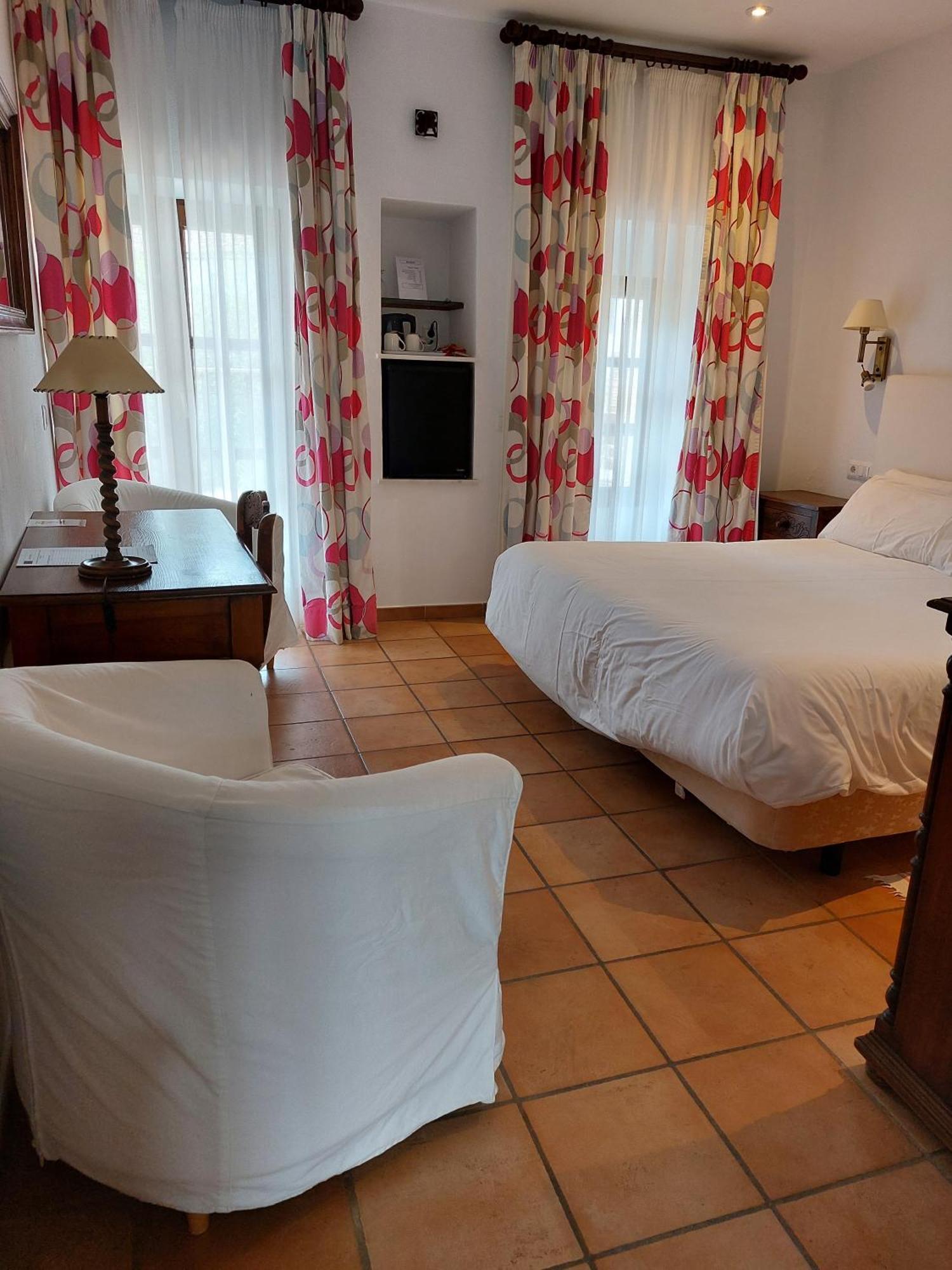 Molino Del Santo Hotel เบเนาจ์อัน ห้อง รูปภาพ
